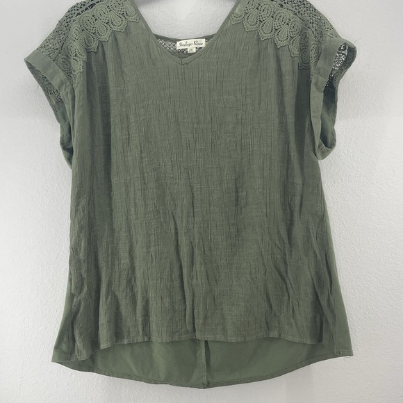indigo Rose Tops - Indigo Rose Top Womens 2X Green Casual V Neck Knit Shoulder Crepe Front